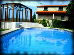  Casa Rural Os Carballos  Понтеведра